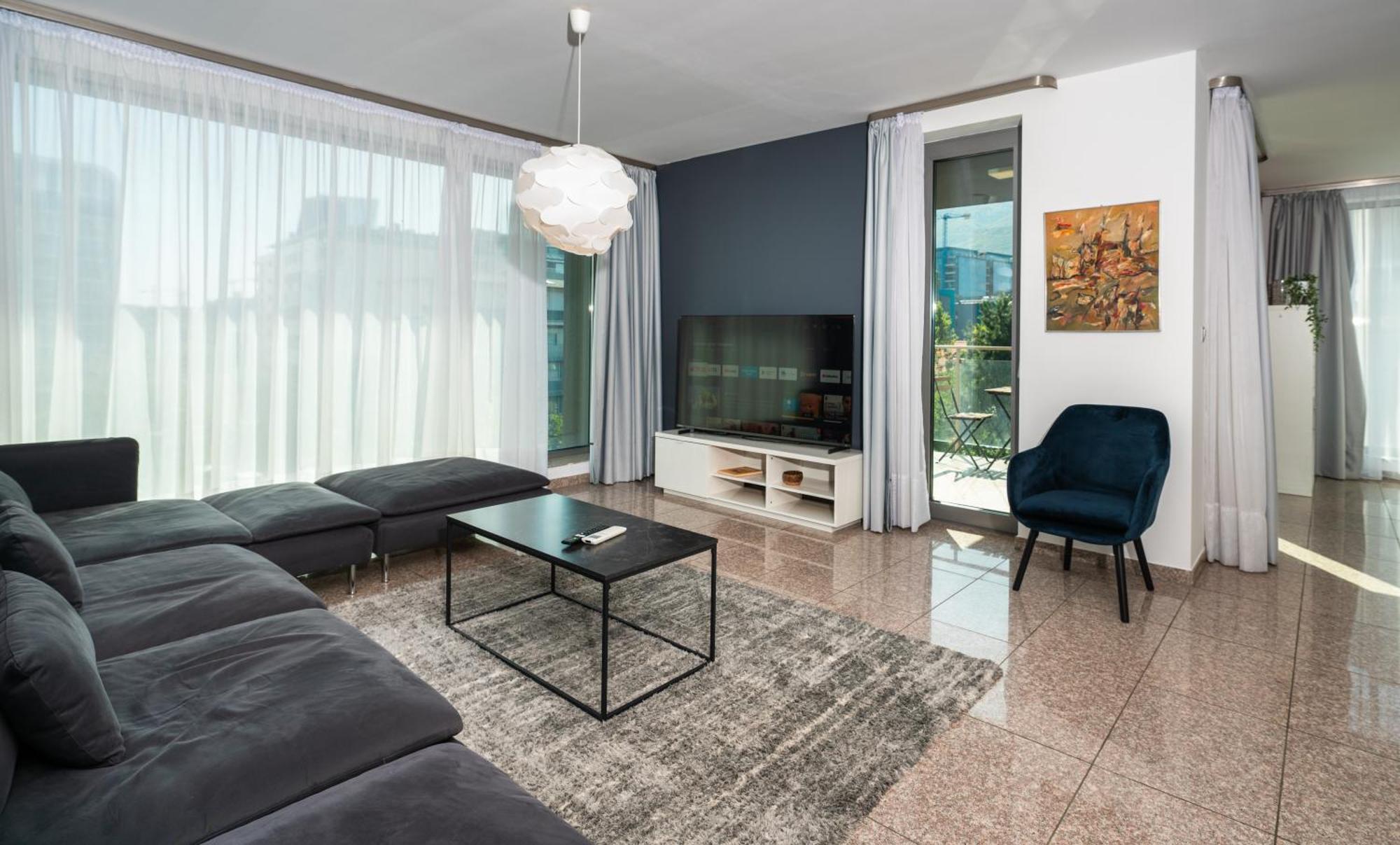 Vertigo Huge 2 Bedrooms Balcony Parking * Sofia
